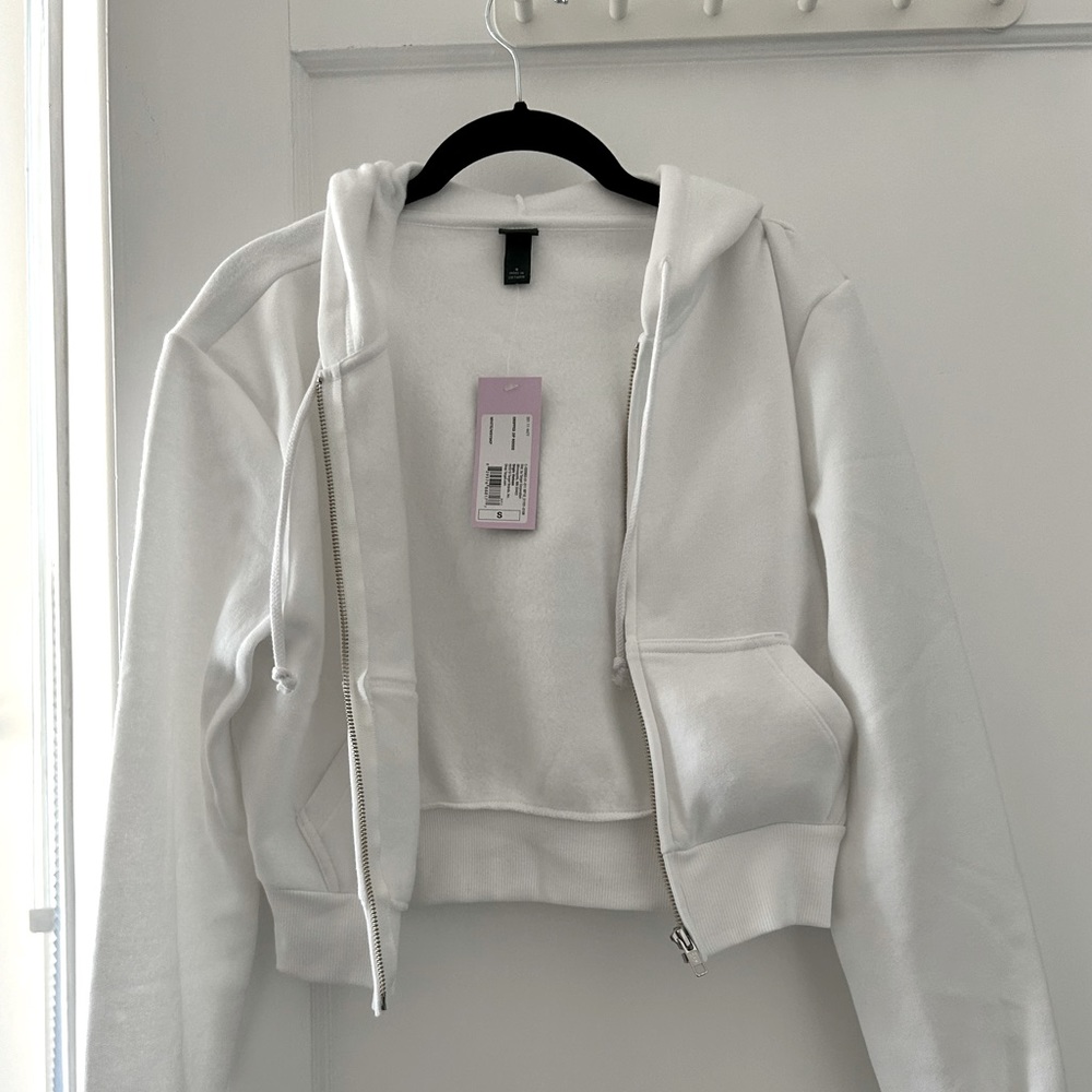 Cropped zip-up hoodie